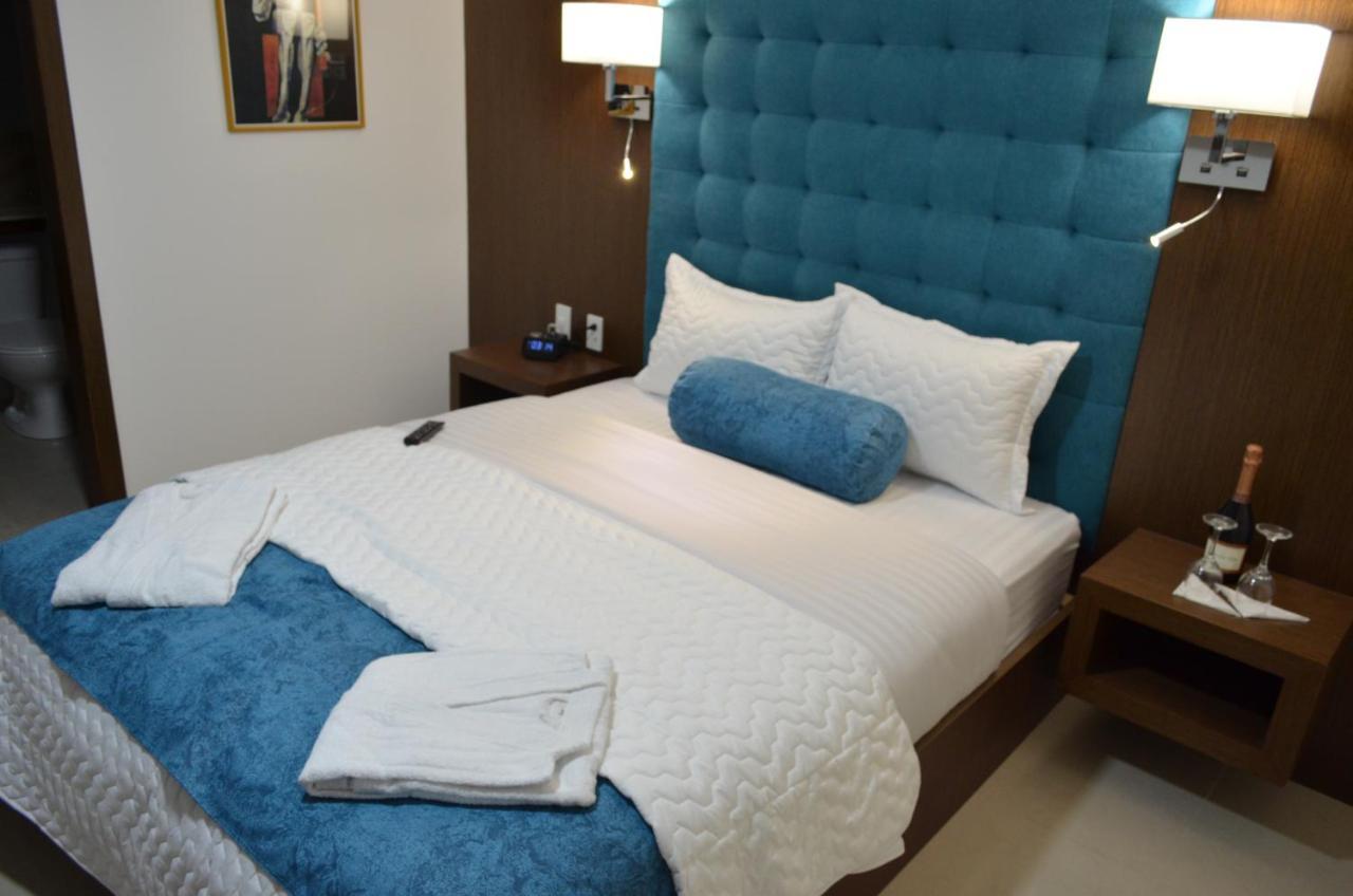 Hotel Gran Mariscal Quito Extérieur photo