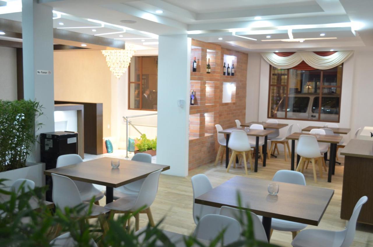 Hotel Gran Mariscal Quito Extérieur photo
