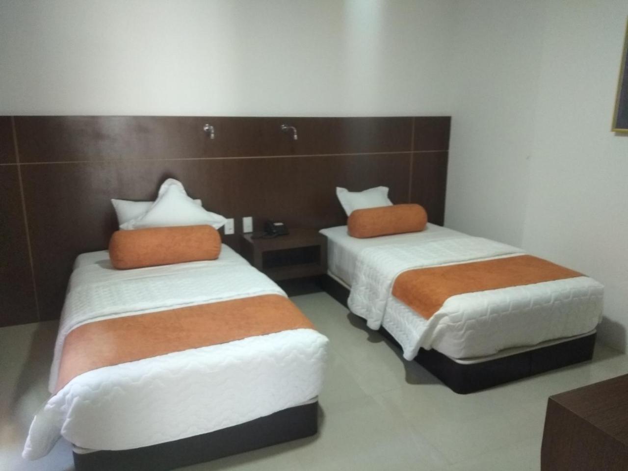 Hotel Gran Mariscal Quito Extérieur photo